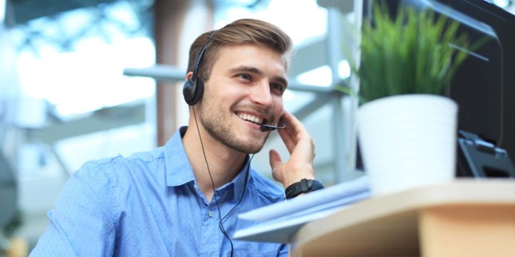 headset-call-center1 راهنمای انتخاب هدست مرکز تماس